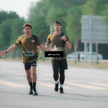 Runner Photo 6430347