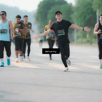 Runner Photo 6430363