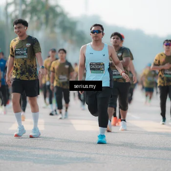 Runner Photo 6430383