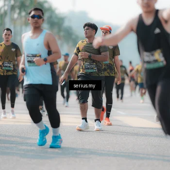 Runner Photo 6430393
