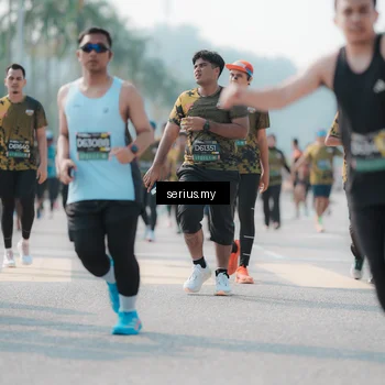 Runner Photo 6430395
