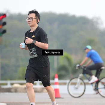 Runner Photo 6430407