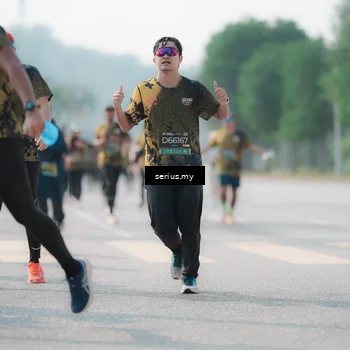 Runner Photo 6430410