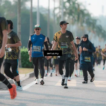 Runner Photo 6430421