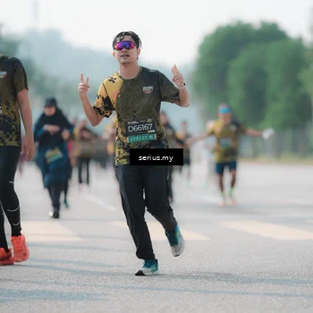 Runner Photo 6430428