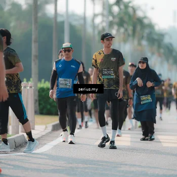 Runner Photo 6430429