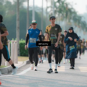 Runner Photo 6430430