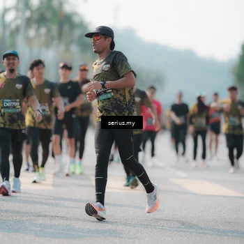 Runner Photo 6430440
