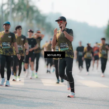 Runner Photo 6430441