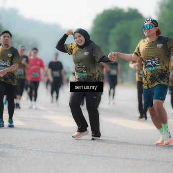Runner Photo 6430456