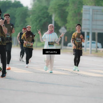 Runner Photo 6430480