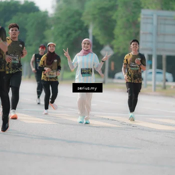 Runner Photo 6430487