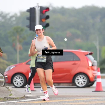 Runner Photo 6430492