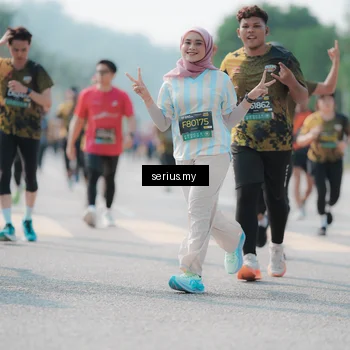 Runner Photo 6430514