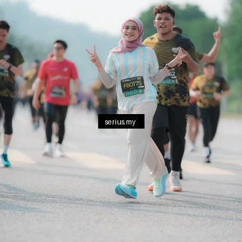 Runner Photo 6430517