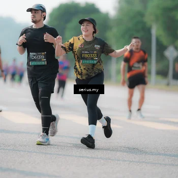 Runner Photo 6430554