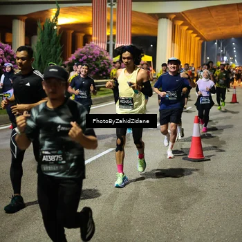 Runner Photo 6430583