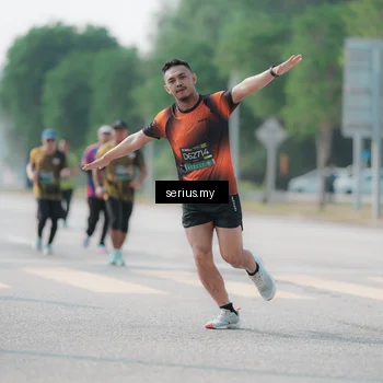 Runner Photo 6430585