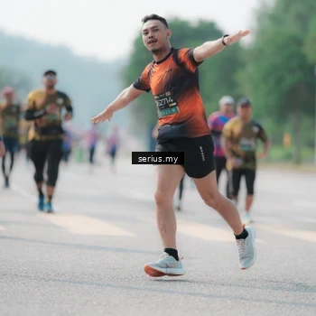 Runner Photo 6430596