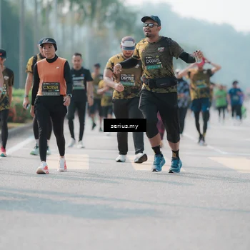 Runner Photo 6430610