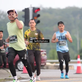 Runner Photo 6430615