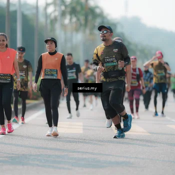 Runner Photo 6430632