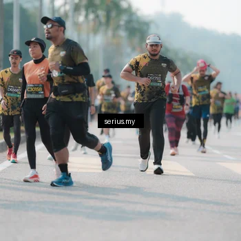 Runner Photo 6430635