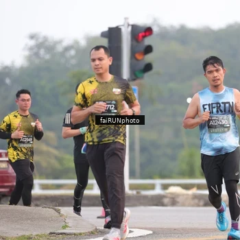 Runner Photo 6430646
