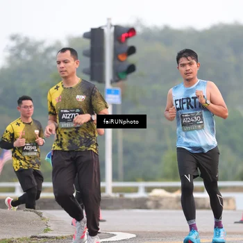 Runner Photo 6430650