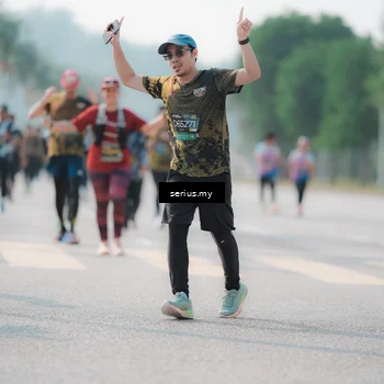 Runner Photo 6430667