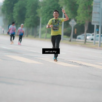 Runner Photo 6430669