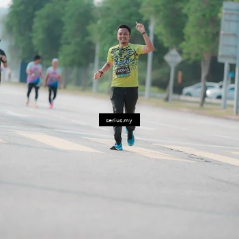 Runner Photo 6430684