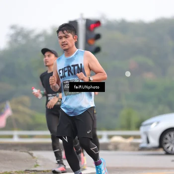 Runner Photo 6430689