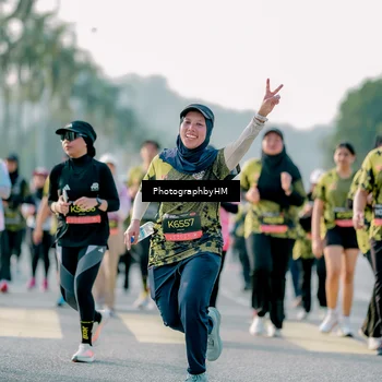 Runner Photo 6430701