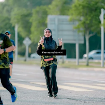 Runner Photo 6430706