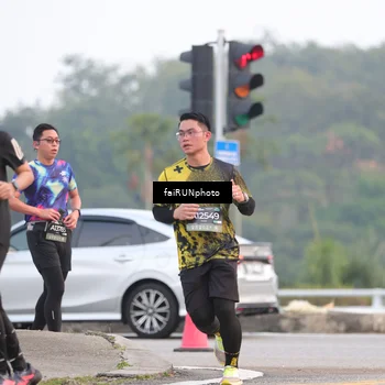 Runner Photo 6430711