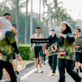 Runner Photo 6430721