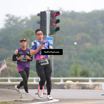 Runner Photo 6430729