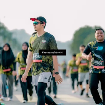 Runner Photo 6430733