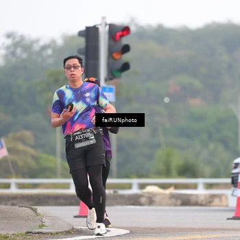 Runner Photo 6430751
