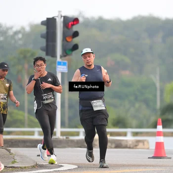 Runner Photo 6430796