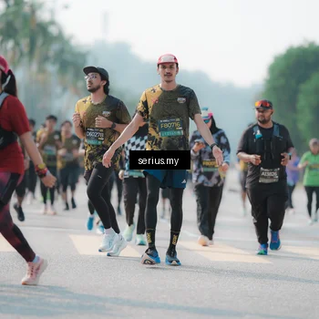 Runner Photo 6430808