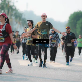 Runner Photo 6430810