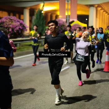 Runner Photo 6430813