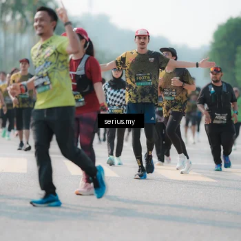 Runner Photo 6430815