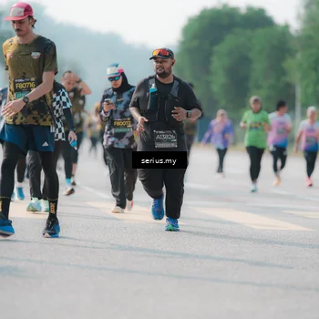 Runner Photo 6430831
