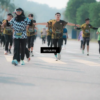 Runner Photo 6430846