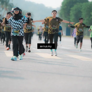 Runner Photo 6430852