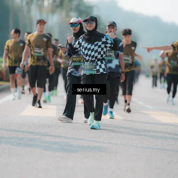 Runner Photo 6430859