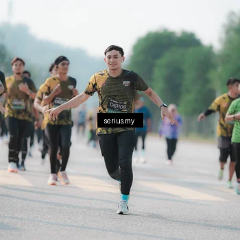 Runner Photo 6430865